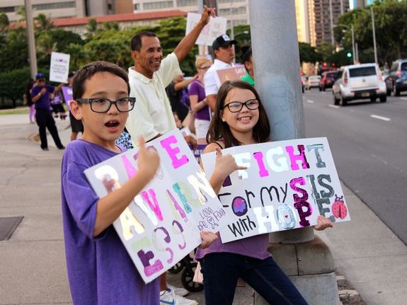 Thank you so much, everyone! “The public relations activity for epilepsy patients in Hawaii and their family” was done performing with everyone’s smile